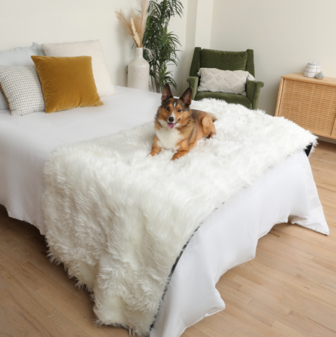 PupProtector Waterproof Bed Runner – Polar White